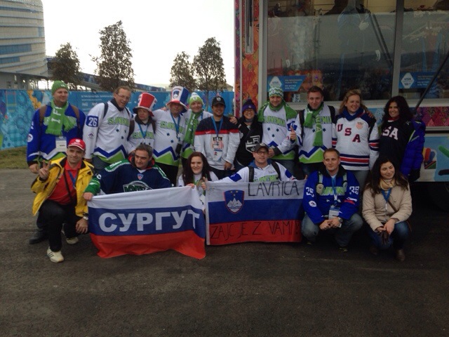 2014 Winter Olympics Sochi USA vs Slovenia fans