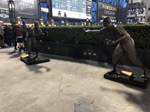 Guaranteed Rate Field Chicago begivenheder billetter parkering hoteller siddepladser mad 