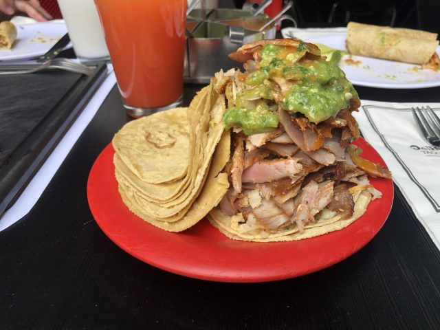 Tacos al pastor El Huequito Mexico tiy