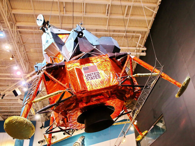 Space Center Houston sports teams travel guide