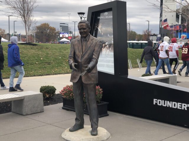 Ralph Wilson statue at Highmark Stadium