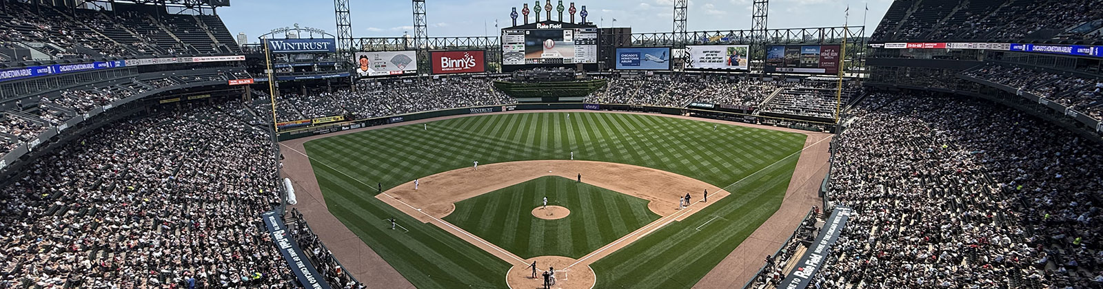 Panoramic view of Rate Field in Chicago, Illinois, during a White Sox baseball game